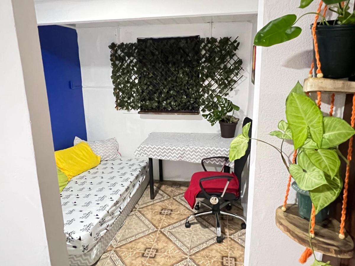 Bato'S Hostel Quepos Ngoại thất bức ảnh